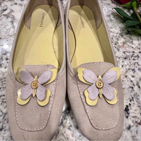 Lands' End Shoes - EUC lands’End size 9 1/2